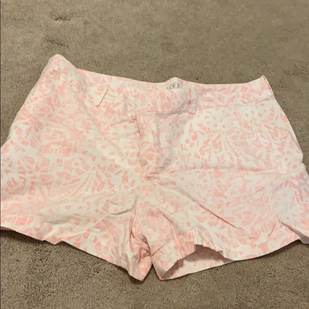 Anne Taylor Loft pink and white shorts